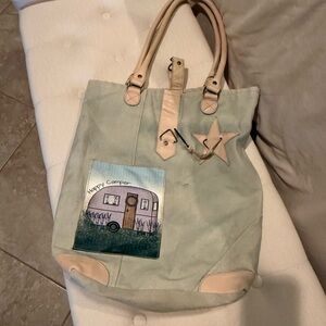 Vintage Addiction Canvas Tote with Camper Design
